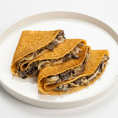 Блины с грибным жульеном в 2 Берега по цене 339 ₽