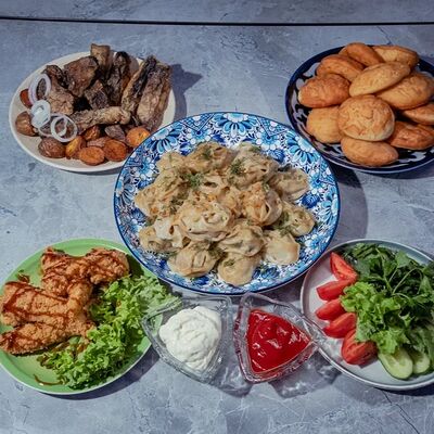 На компанию в Му&За по цене 3190 ₽