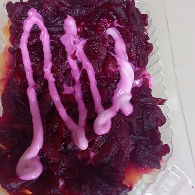 Салат Сельдь под шубой в Кулинария уплетайка по цене 161 ₽