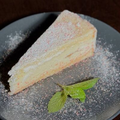 Десерт рикотта-грушав Cartel по цене 384 ₽