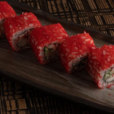 Ролл Калифорния с фалангой краба в Asian Hands по цене 1968 ₽