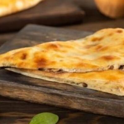 Осетинский пирог с грибами и сыром в Мама испекла по цене 690 ₽