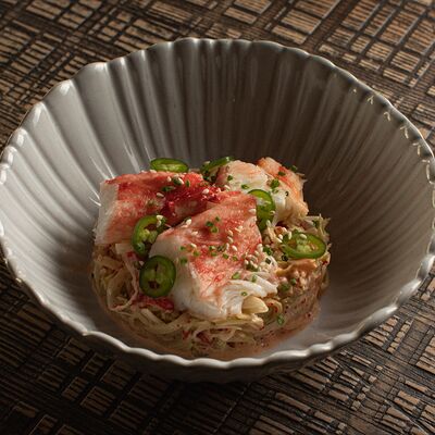 Крабовый салат с соусом спайси в Asian Hands по цене 1920 ₽