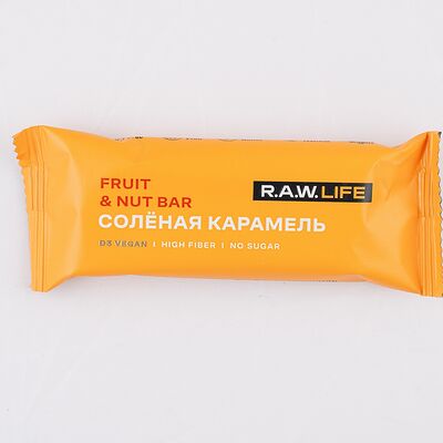 Батончик Raw Life Соленая карамель в Даблби по цене 190 ₽