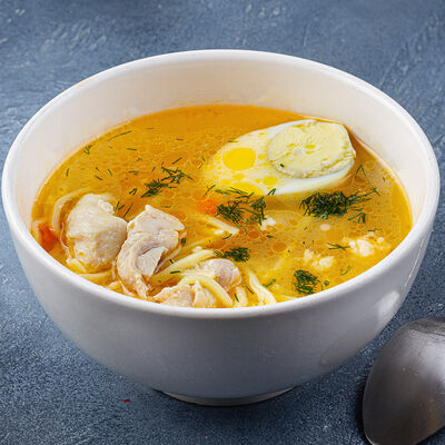 Суп-лапша с курицей в Узбекская кухня Халяль по цене 280 ₽