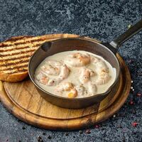 Тигровые креветки в соусе дорблю в Mesto Sushi & Grill