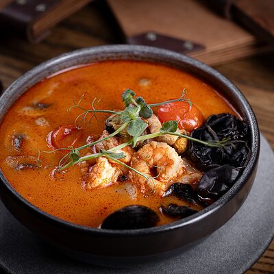 Том Ям в Luna Dostyk по цене 4990 ₸