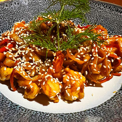 Удон с креветками в Шале по цене 767 ₽