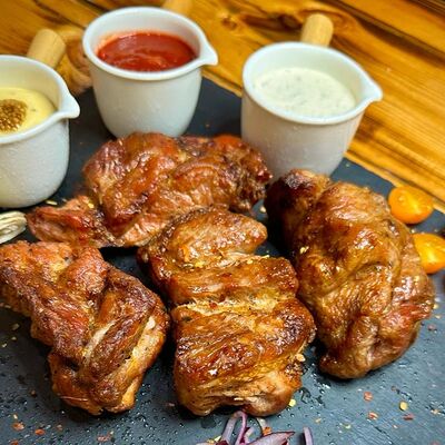 Свиная шея в У Карена по цене 710 ₽