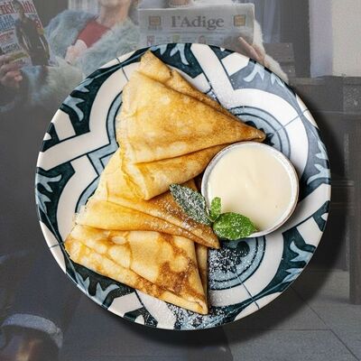 Блины со сметаной/со сгущенкой в Dolce Nonna по цене 380 ₽