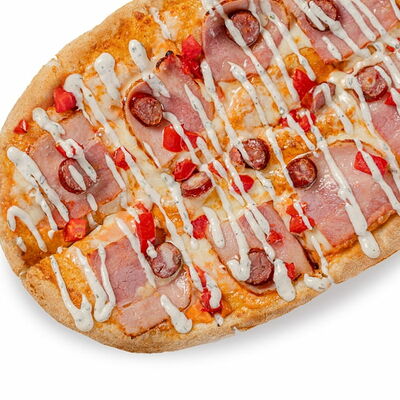 Ранч с беконом в Некруглая пицца и роллы по цене 442 ₽