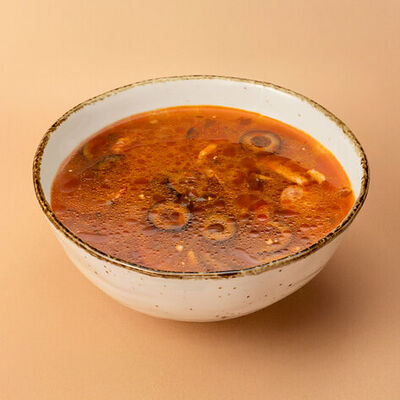 Солянка мясная сборная в Кулинария Патрик & Мари по цене 385 ₽