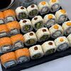 Лосось-угорь-креветка в Суши Вкус по цене 1499