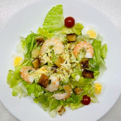 Салат Цезарь с креветкой в Точка еды по цене 379 ₽