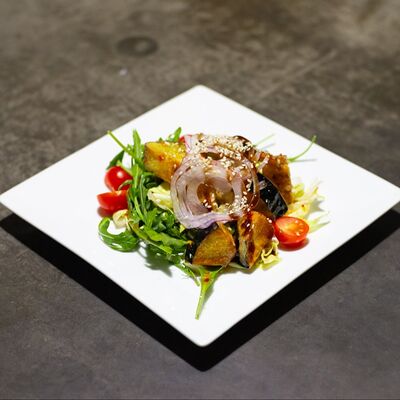 Вегетарианский салат в Cofan European kitchen & Cofanori Asian bistro по цене 560 ₽