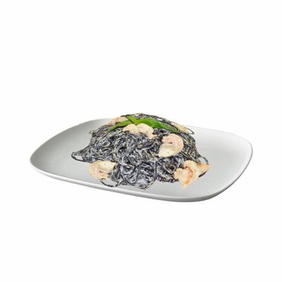 Паста с чернилами каракатицы и креветками в Суши пицца бургер по цене 541 ₽