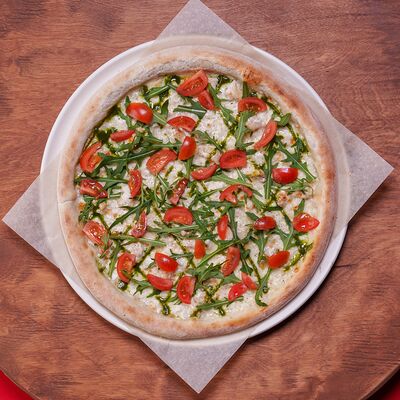 Курица песто (Polo pesto) (20 см) в STRAGUSTO по цене 480 ₽