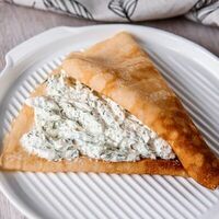 Блин с брынзой и зеленью в MaxFood