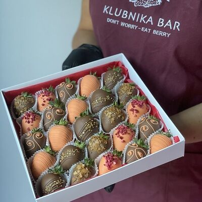 Клубника в шоколаде осенний фестиваль 25 ягод в Klubnika Bar по цене 2990