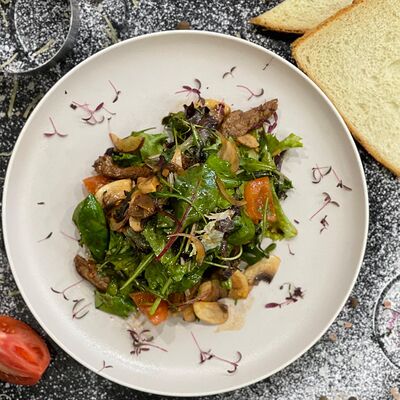 Лёгкий с говядиной в Cake bakery по цене 590 ₽