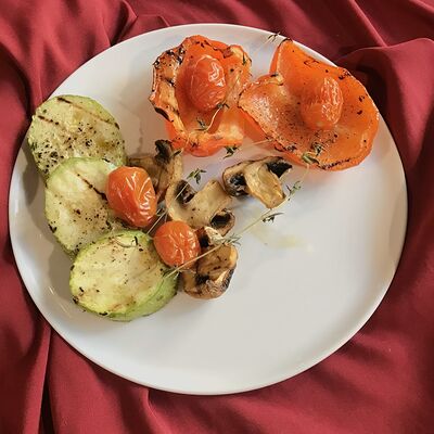 Овощи гриль в Вино и еда по цене 390 ₽