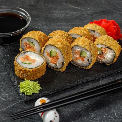 Темпура с лососем в Sushi Pizza Top по цене 599 ₽