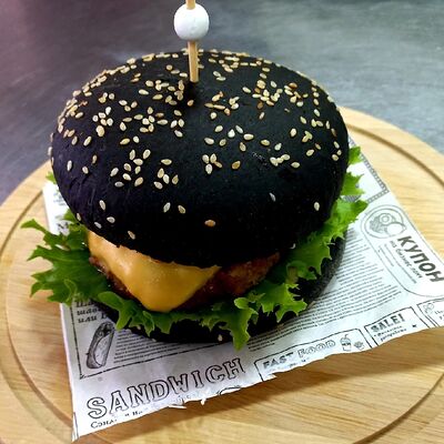 Бургер Черри в Красная панда по цене 438 ₽