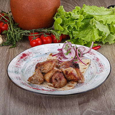 Шашлык из cвинoй шейки в Грузинский дворик по цене 840 ₽