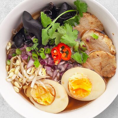 Рамен со свининой в Pho & Ramen Gastroport по цене 405 ₽