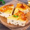Запеканка из творога с изюмом в Европа по цене 120