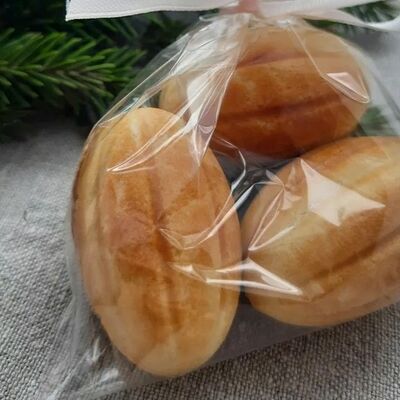 Орешки со сгущенкой (3 шт.) в Теплота по цене 89 ₽