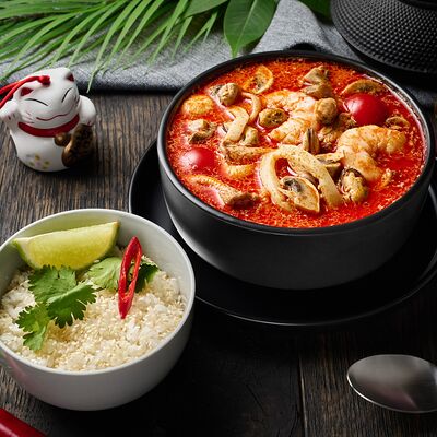 Том ям с морепродуктами в Кухня МОМО по цене 699 ₽