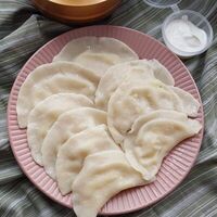 Вареники Мятый картофель и лук фри в Кафе чебуречная