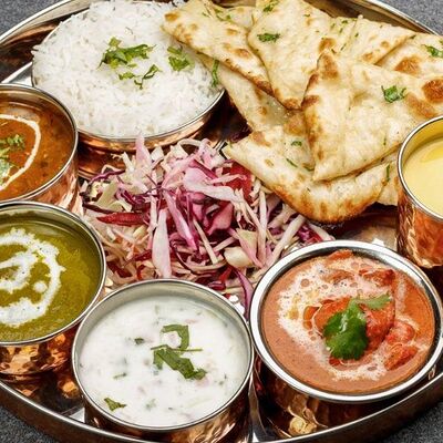 Баранина тали mutton thali в Veda индийский ресторан по цене 950 ₽