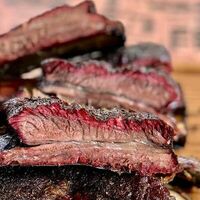 Говяжьи рёбра из смокера в American BBQ