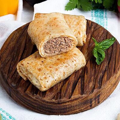 Блины с мясом 2 шт в Бакинский Chef по цене 370 ₽