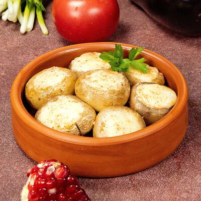 Жареные грибы с сулугуни в Чичилаки по цене 450 ₽