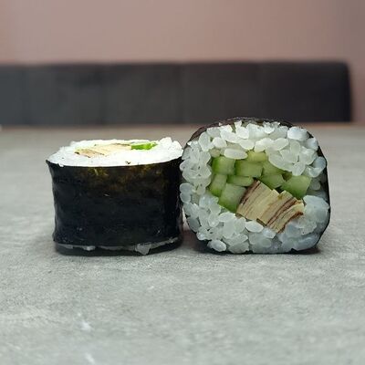 Ролл с огурцом и омлетом в Кэйго доставка по цене 159 ₽