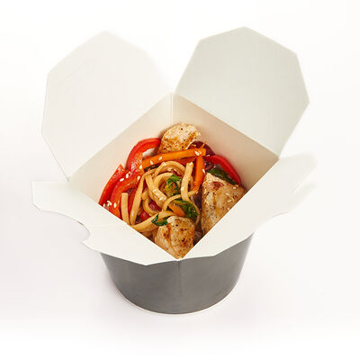 Лапша Wok с курицей в Traveler's Coffee по цене 389 ₽
