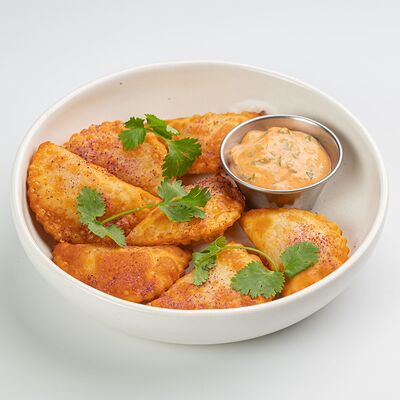 Мини чебуреки с креветками и крабом в Южанин по цене 130000 сум