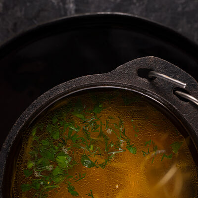 Суп куриный с домашней лапшой в Наша хвоя по цене 390 ₽