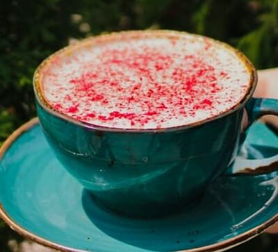 Малиновый Латте СРЕДНИЙ в Кофейня Mozart по цене 340 ₽