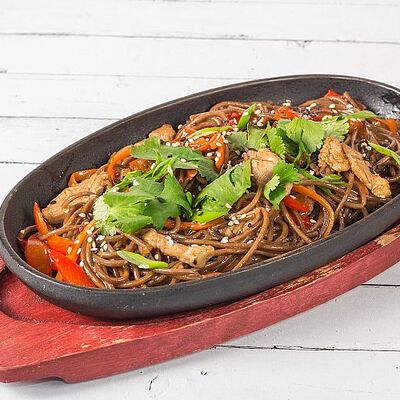 Удон с говядиной в Луиджи & Тосё по цене 359