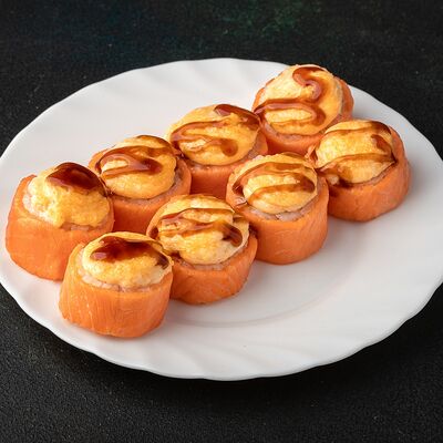 Ролл запечённая Филадельфия в Orisushi по цене 800 ₽