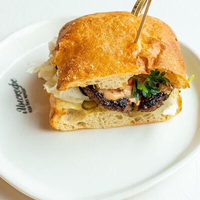 Чиабатта с мясом в Мыскофе по цене 620 ₽