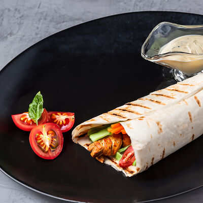 Питер с курицей в Marshall Grill по цене 230 ₽