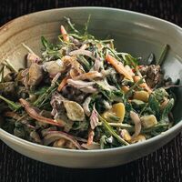 Салат с куриной печенью в Harats