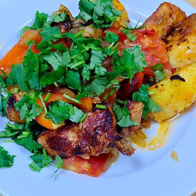 Свинина жареная с овощами в АРЦАХ по цене 549 ₽