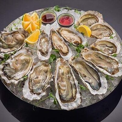Ассорти устриц в Bluefin по цене 10430 ₽