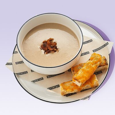 Крем-суп из белых грибов и шампиньоновв Ketch Up по цене 700 ₽